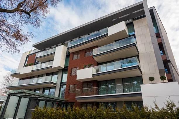 Canalisations bouchées en copropriété : qui doit payer l’intervention ?