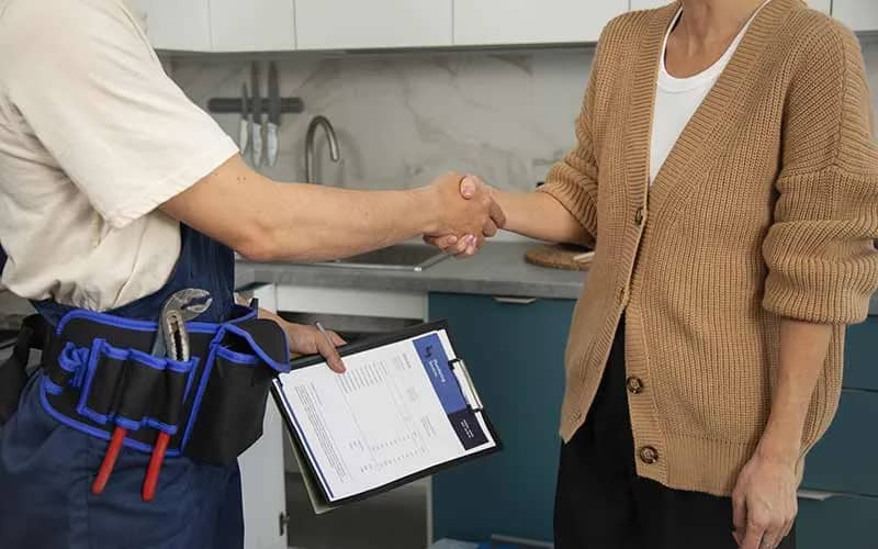 Gagner en confort à Paris avec un contrat de maintenance pour votre plomberie et votre système de chauffage